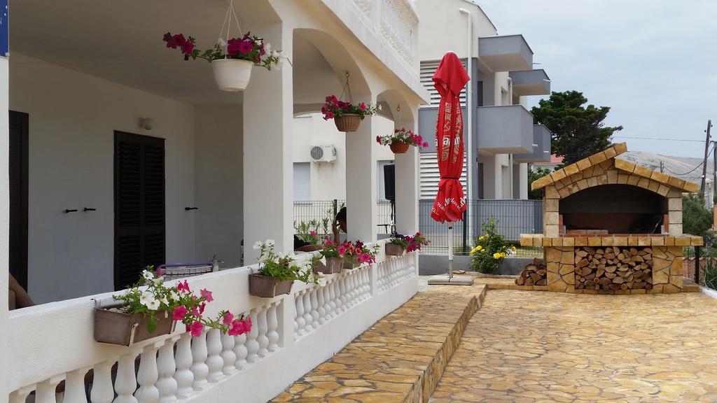 D&D Apartments Pag Town Zewnętrze zdjęcie